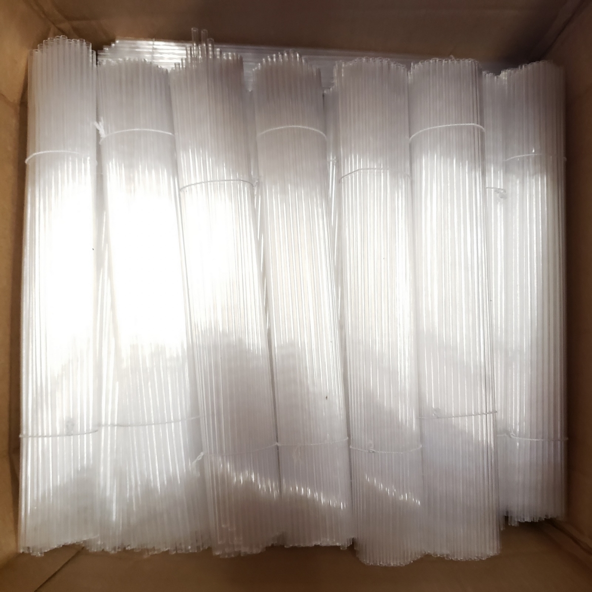 (100) 16" Balloon Sticks *CLEAR Not White